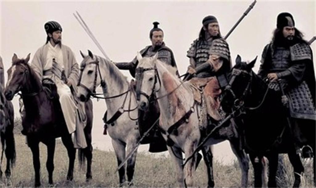 为什么文字并不算最华美的《三国演义》，反而成了中国影响力最大的古典IP？
 
论