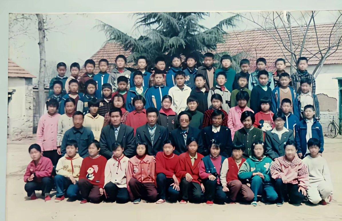 70、80后的学校全国统一标准 