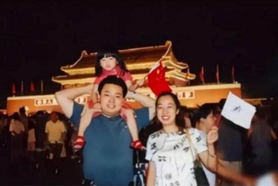 1996年，曾担任邓小平警卫员的马林准备结婚，两家人坐在一起商量婚事。没想到，准