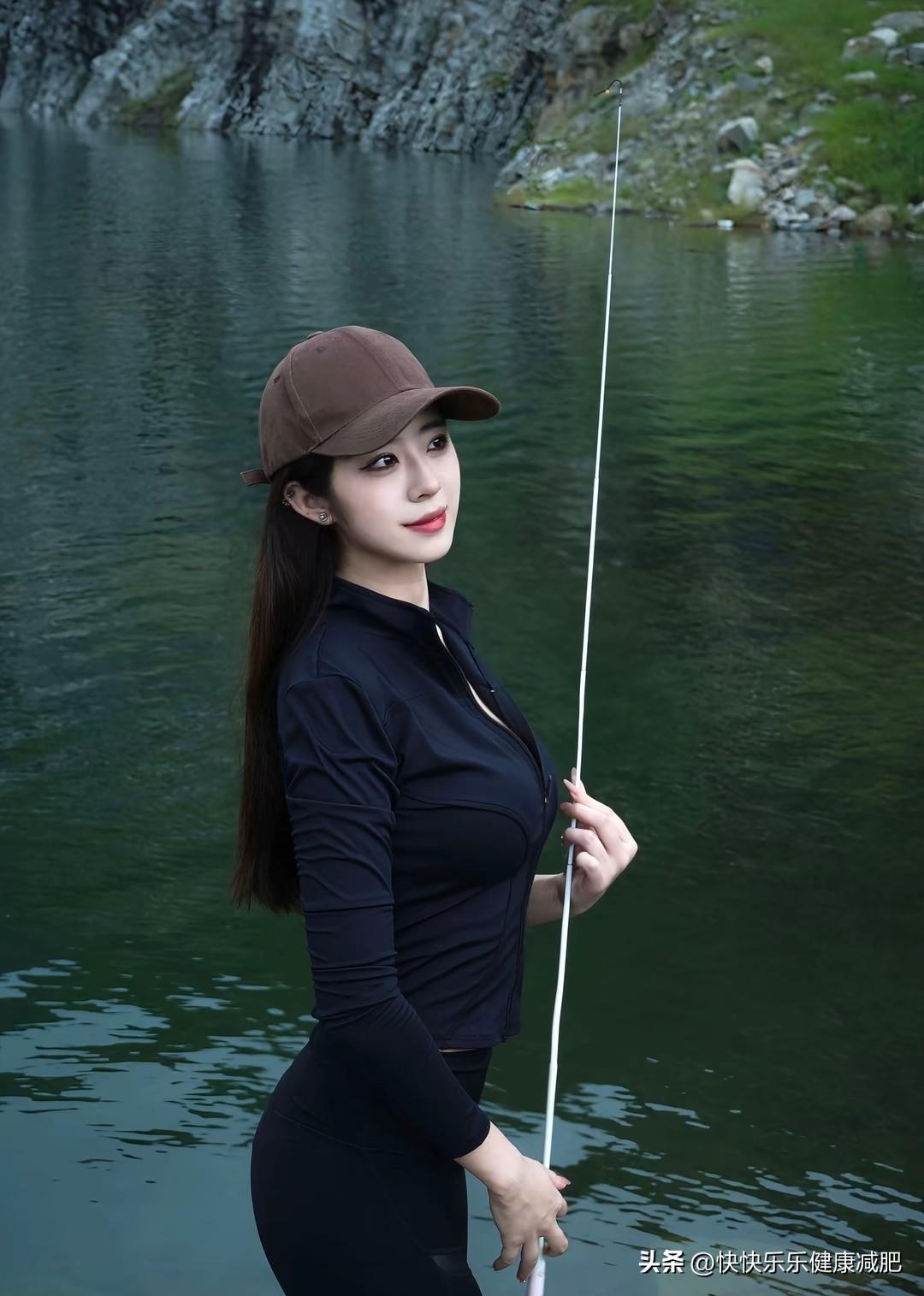 新年生活图鉴偶尔也会出去钓钓鱼