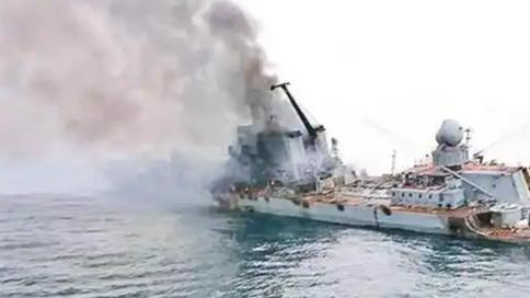 深夜突袭千里之外，乌克兰无人机再度上演“精准打击”好戏。12月20日，乌军总参谋