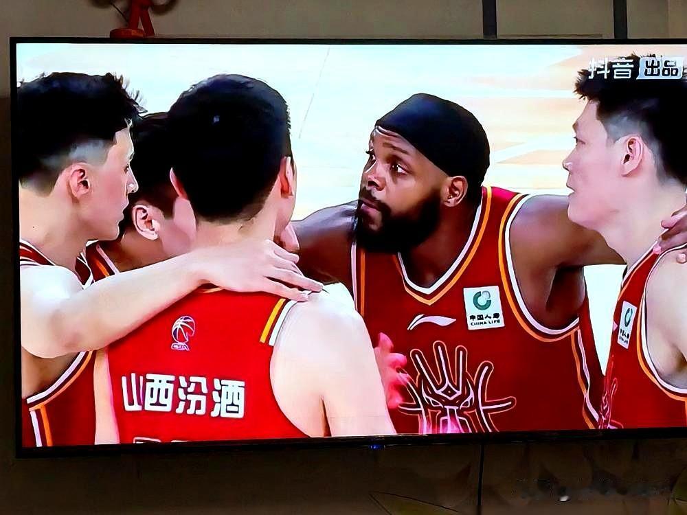 我不想再聊张宁的状态了。
那次大伤，就像一台好好的发动机，“duang”一下，爆