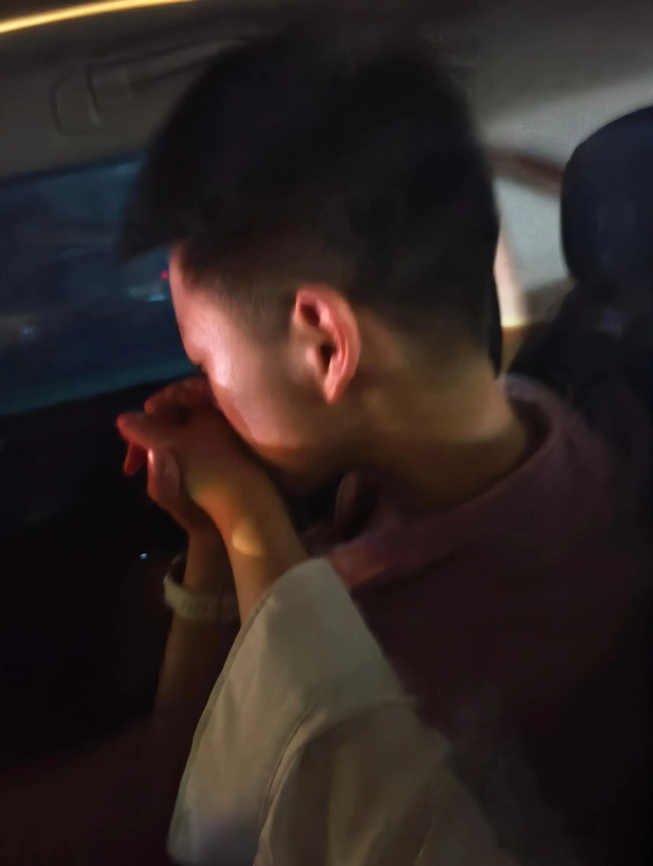 直到有另一个人 能体会我的感觉。