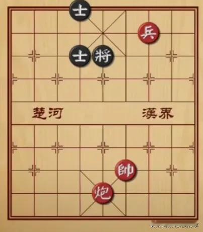 转八圈扰乱对手，这招真是绝了！看来象棋也要讲策略啊，活学活用才能赢！
如图所示，