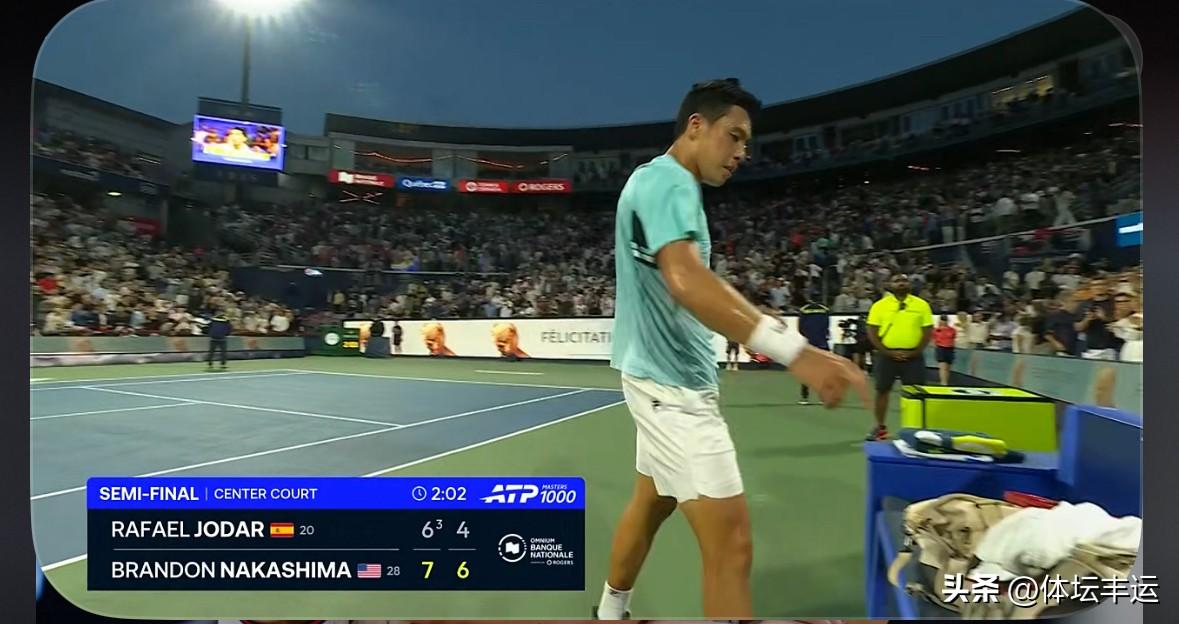🇺🇸中岛布兰登2-0战胜🇪🇸霍达尔率先闯入男单决赛🔥🔥

ATP10