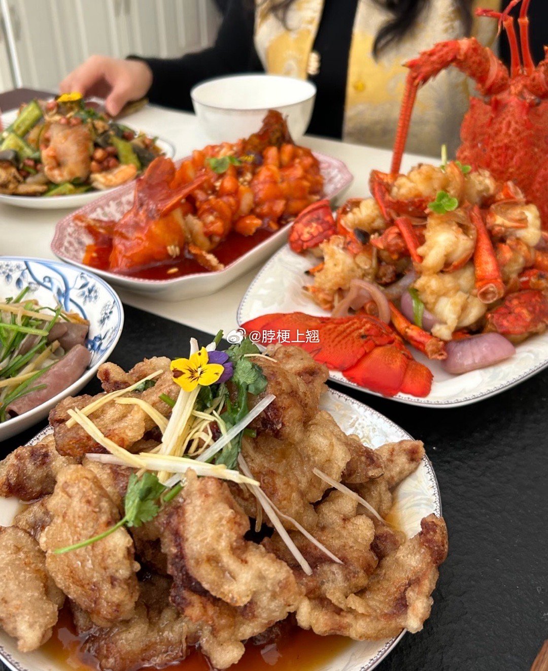 男朋友来我家见家长就给了一沓一块钱？亏我妈做了一桌子菜！ 