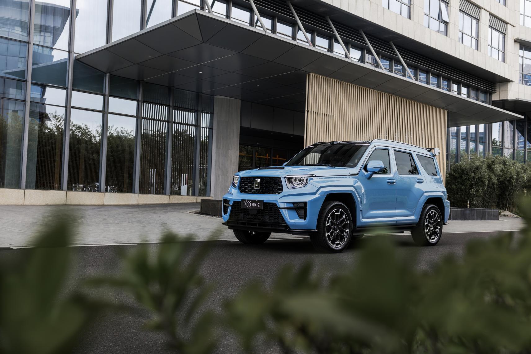 全新坦克700新时代新旗舰兄弟，43.80万买这台全域豪华SUV，真的可以考虑冲