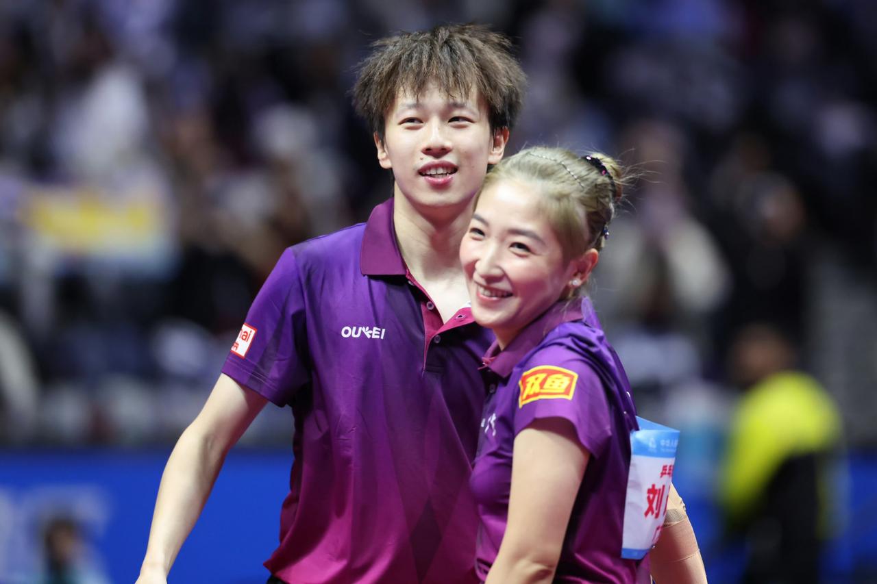 恭喜刘诗雯卫冕混双冠军：即使不在国家队，也能找到属于自己的赛场和价值！
第十五届
