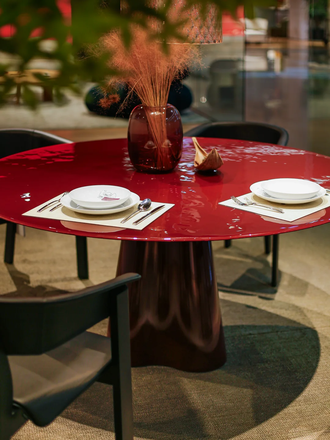 Cassina | 用新春红餐桌🔴开启艺术感家宴