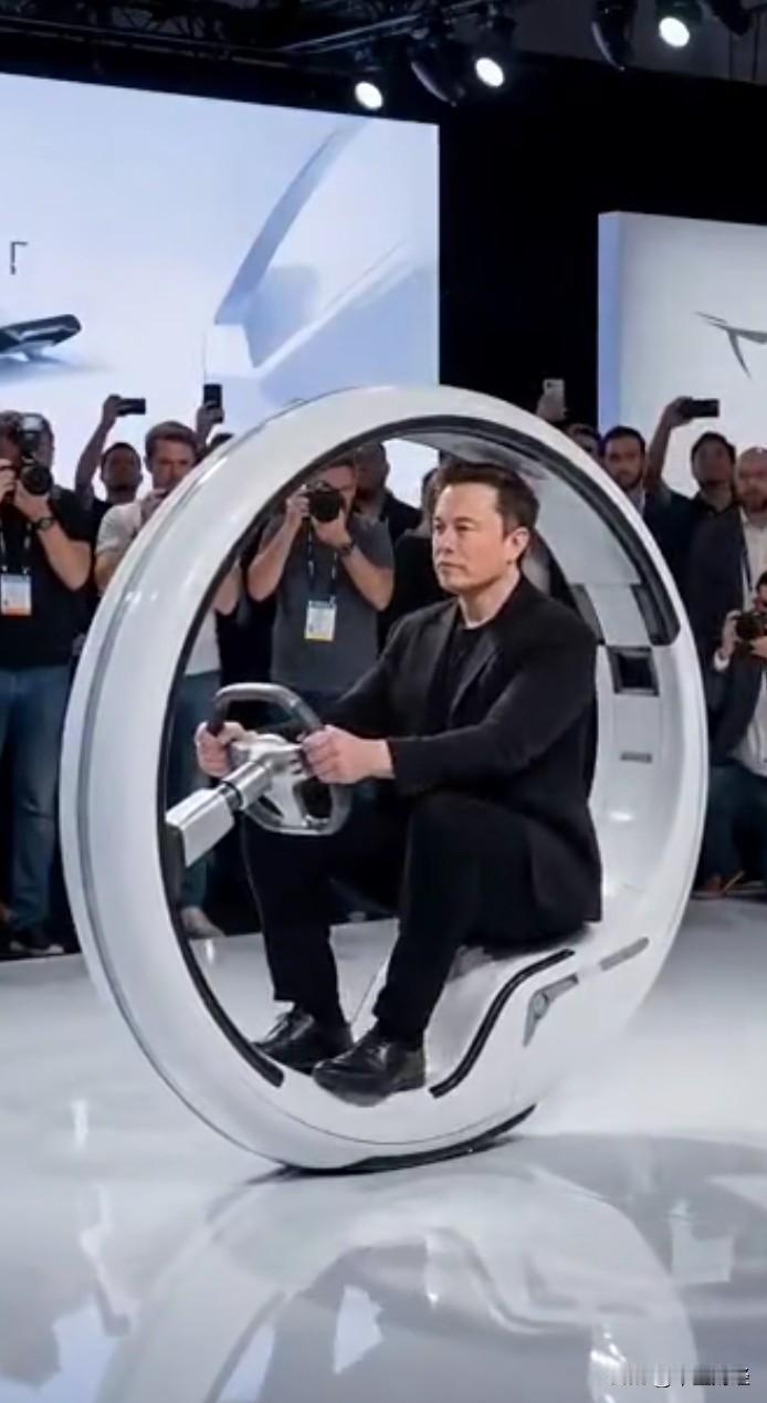 着实十分轻便，易于操作。马斯克坐在上面，拧动开关，手握方向盘，直接就将一个圆形飞