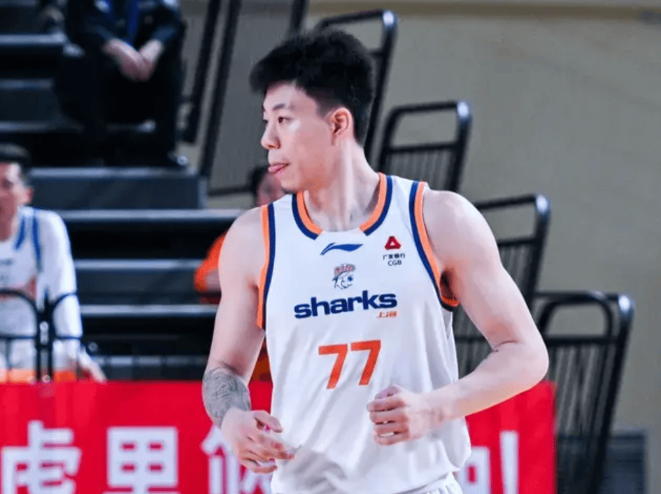 张镇麟出战23分钟，投篮7中6得到12分2篮板6助攻3抢断