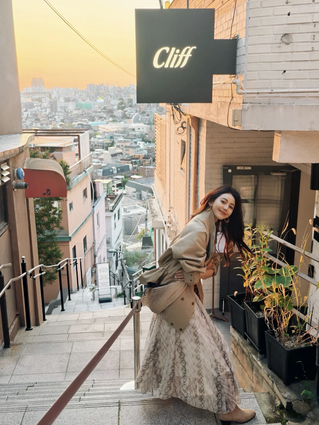 小韩的空气里是有酵母吗？每次来都肿成猪头