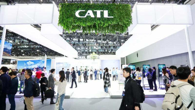 宁德时代到底有多赚钱？
2026年Q1，宁德时代净利润207亿元，超过比亚迪、吉