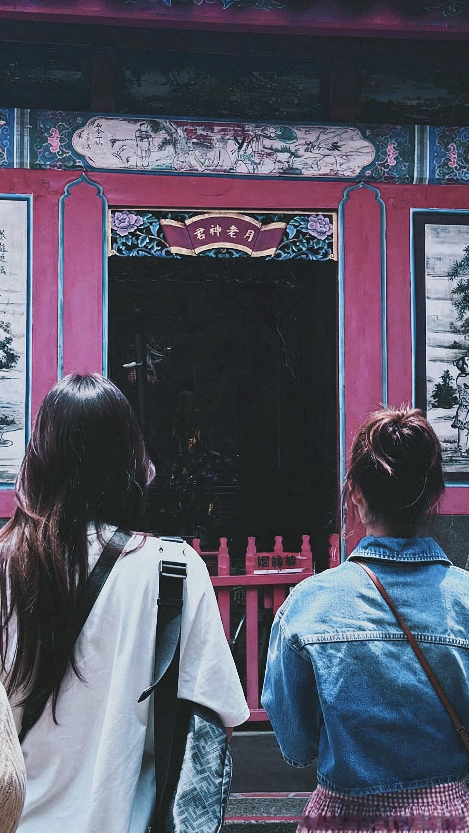 “我们已经分不开了N'Mim,我们要永远在一起” 