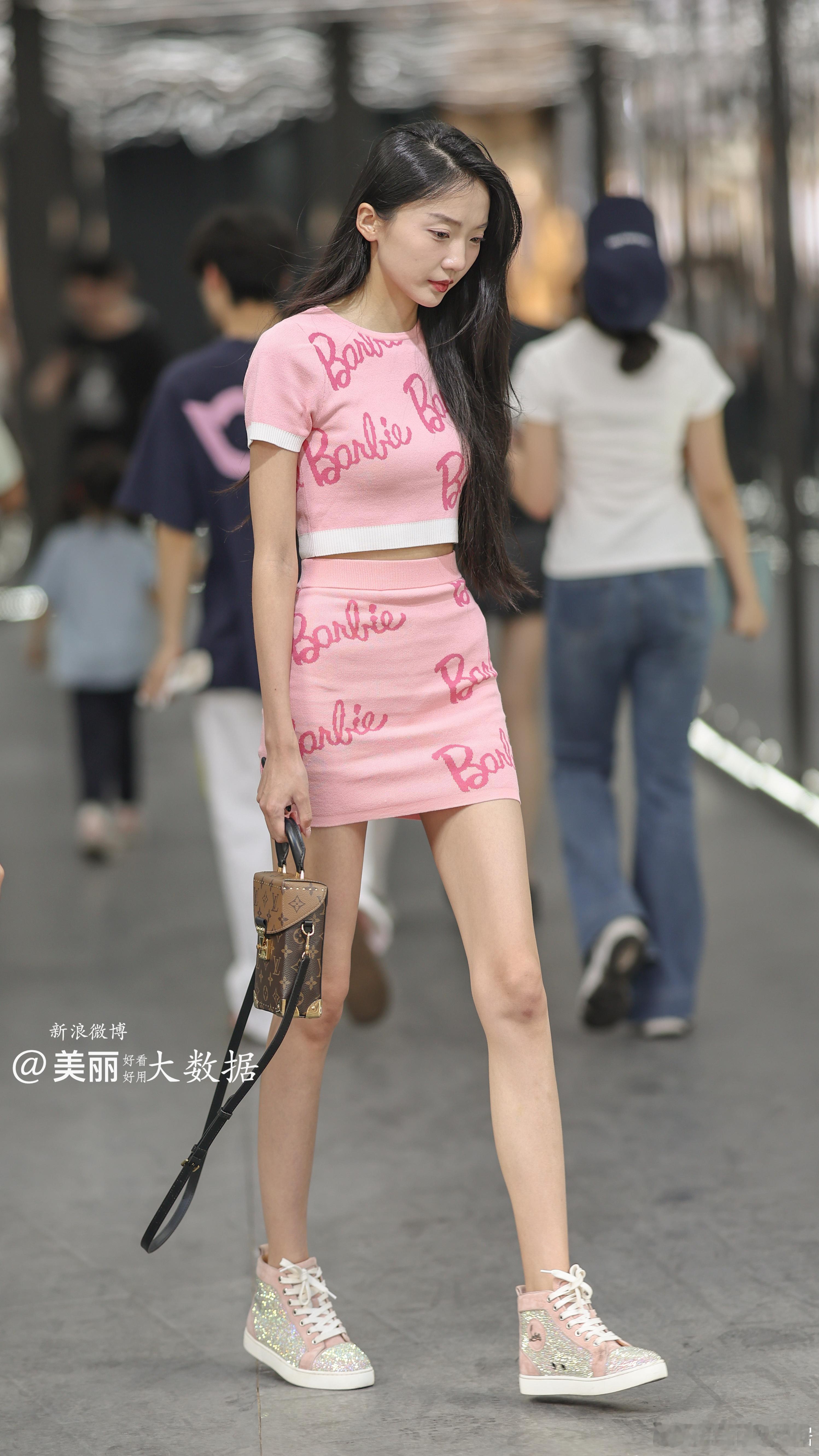 晚上好[作揖] ​​​
