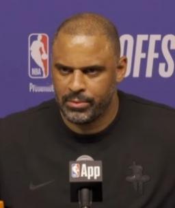 不意外！乌度卡赛后“甩锅”：

“年轻和缺乏经验已经不能再当借口了。”

“场上