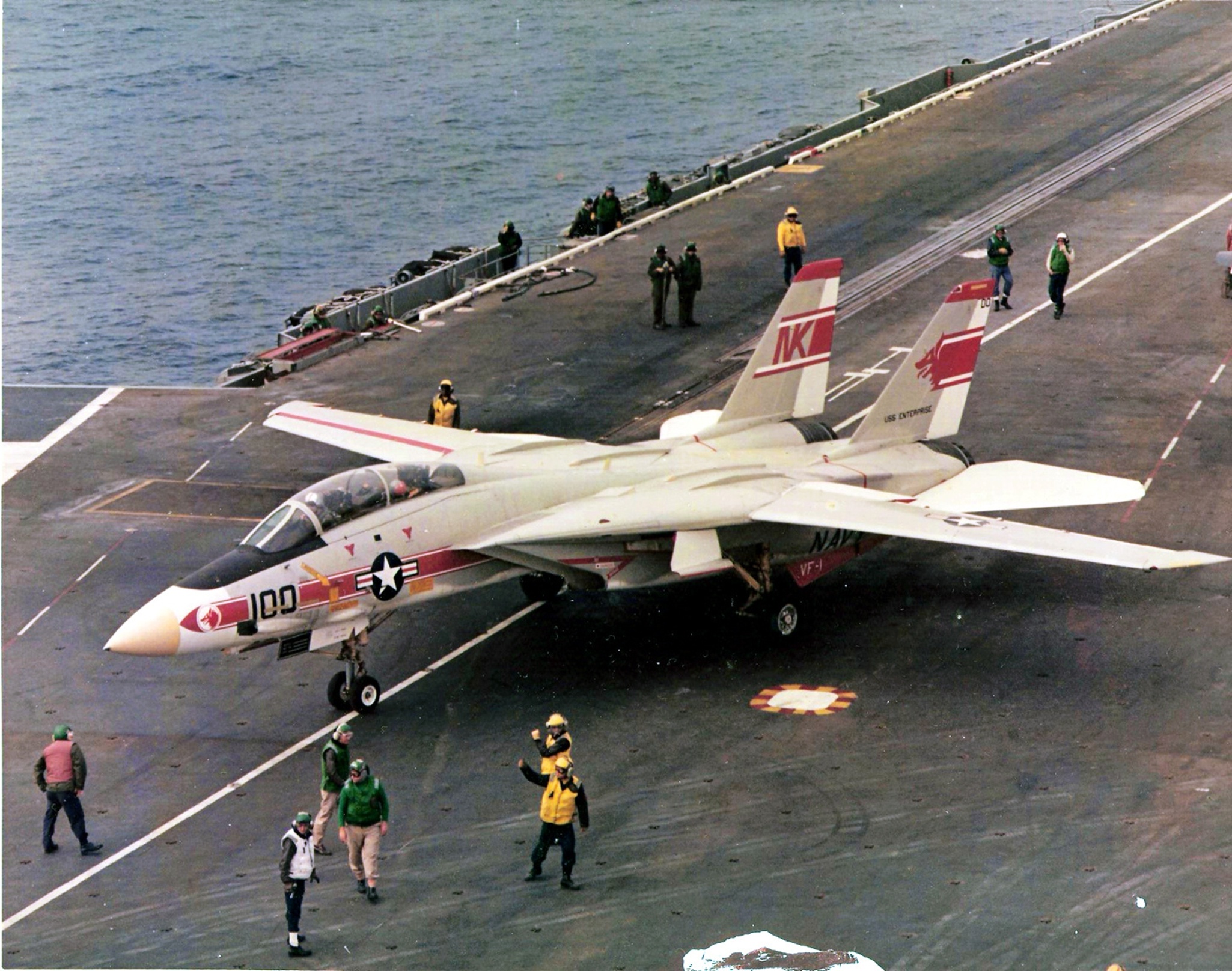 分享圖片：美國格魯曼F-14“雄貓”重型艦載戰鬥機