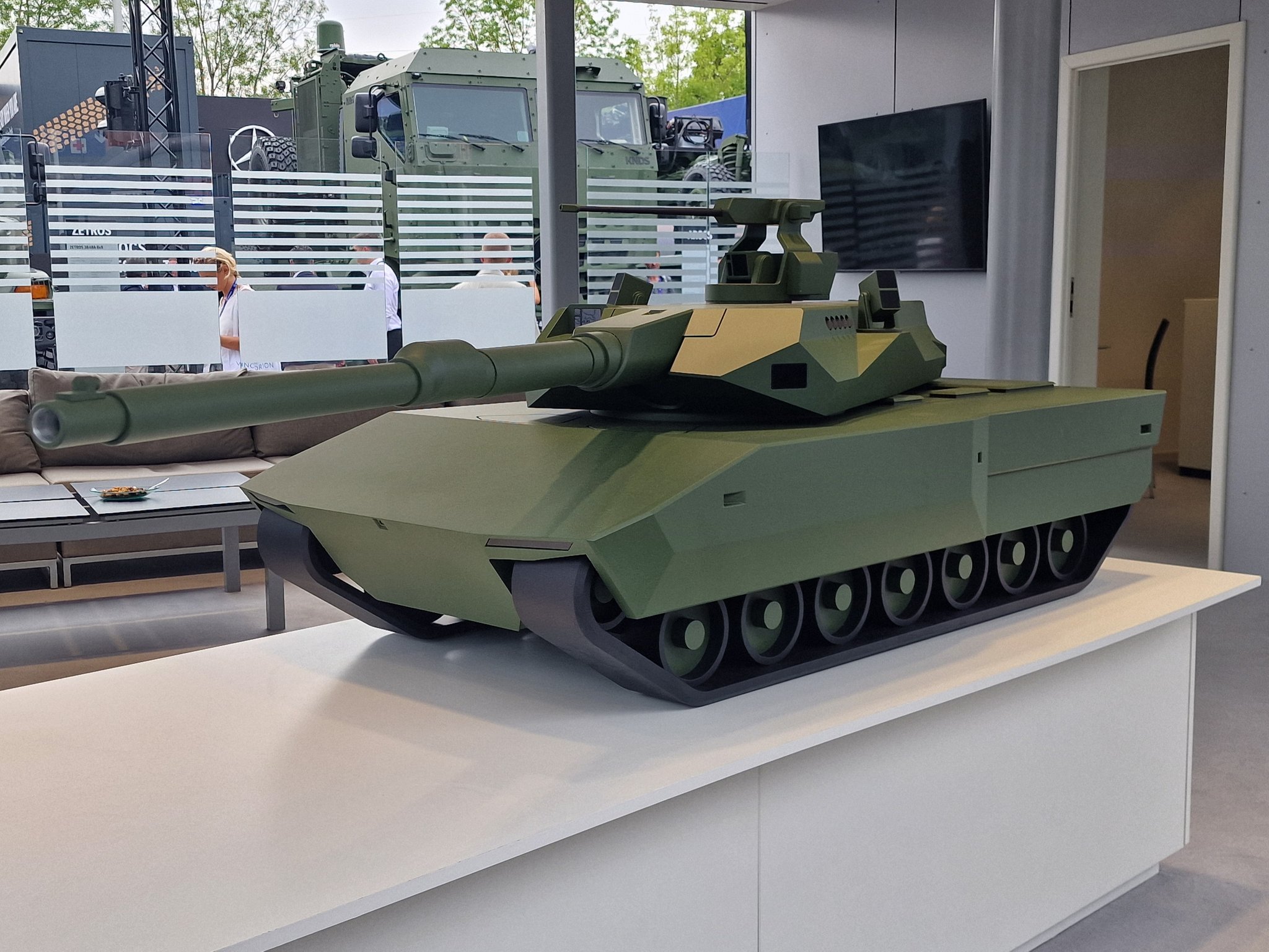 烽火问鼎计划 每天认识一件兵器 德国🇩🇪MBT Vision 2032模型的