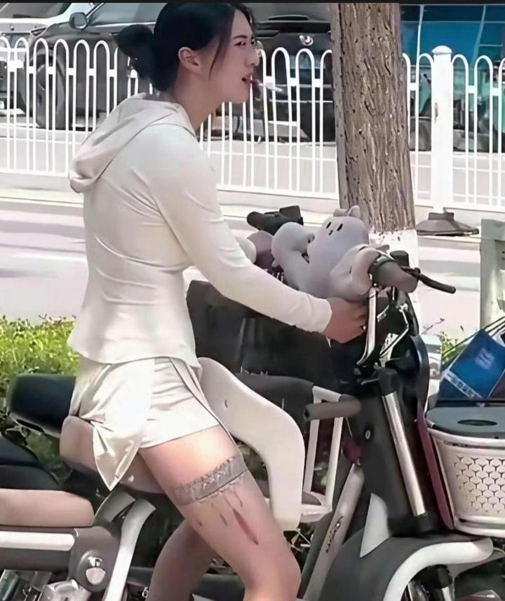 好男人都哪里去了？一个也遇不到，每次谈恋爱都上不了岸，不就是读职中时不懂事，跟着