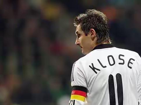 美加墨世界杯开赛在即，克洛泽的世界杯射手王该易主了。世界杯扩军至48支球队后，更