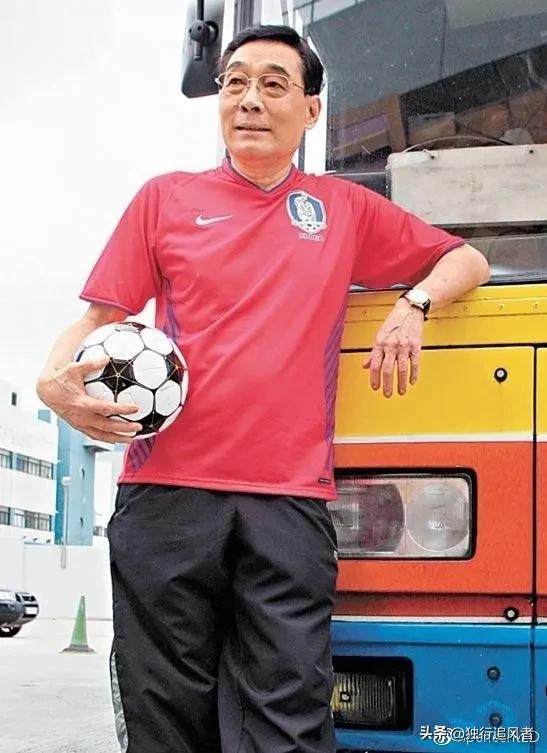 盘点运动员出身的十五位明星艺人：
1、林尚义
现状：已病逝
出道前职业：足球运动