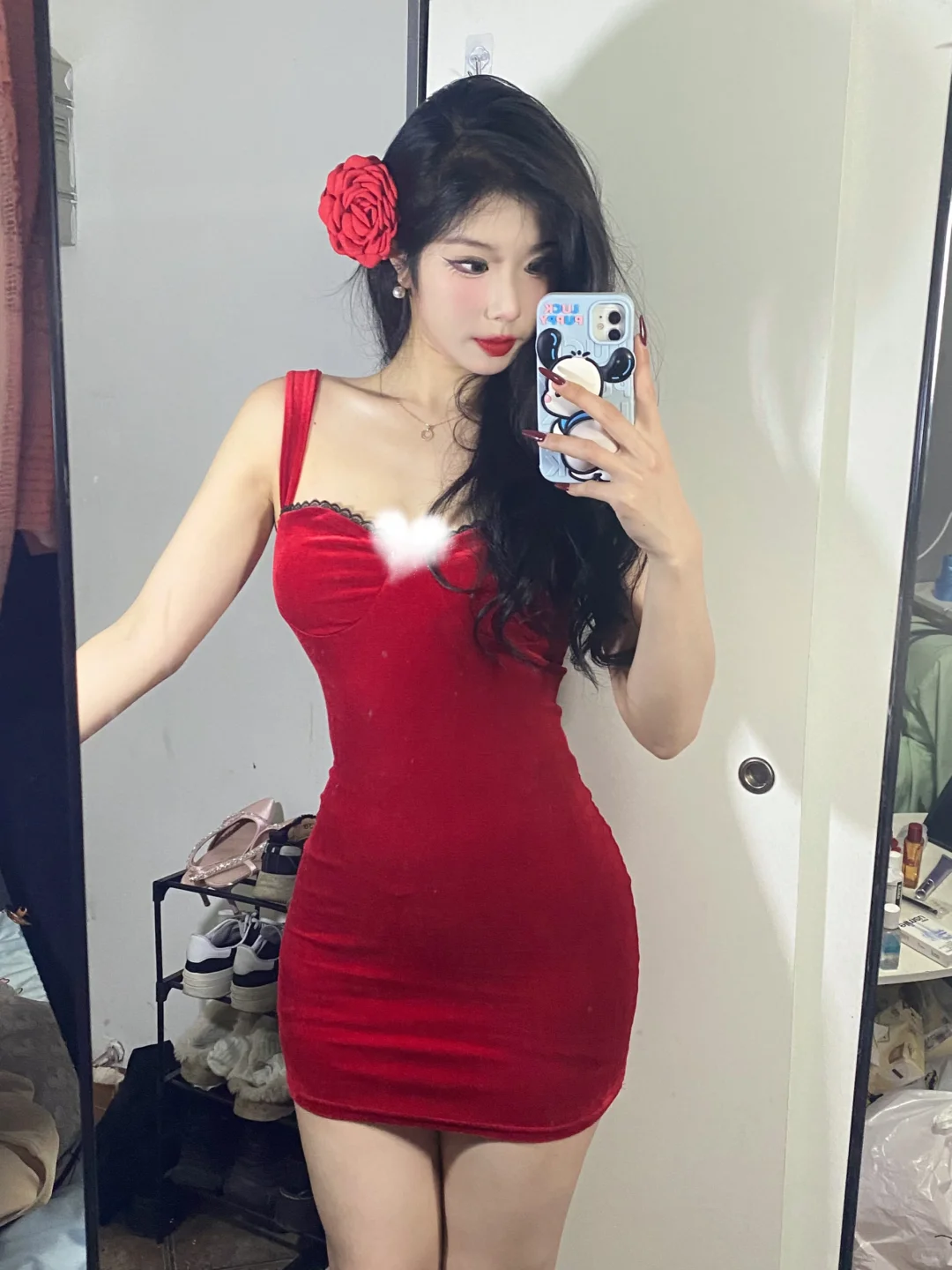 170女大｜明艳大红色‼️这个裙子好辣我好喜欢