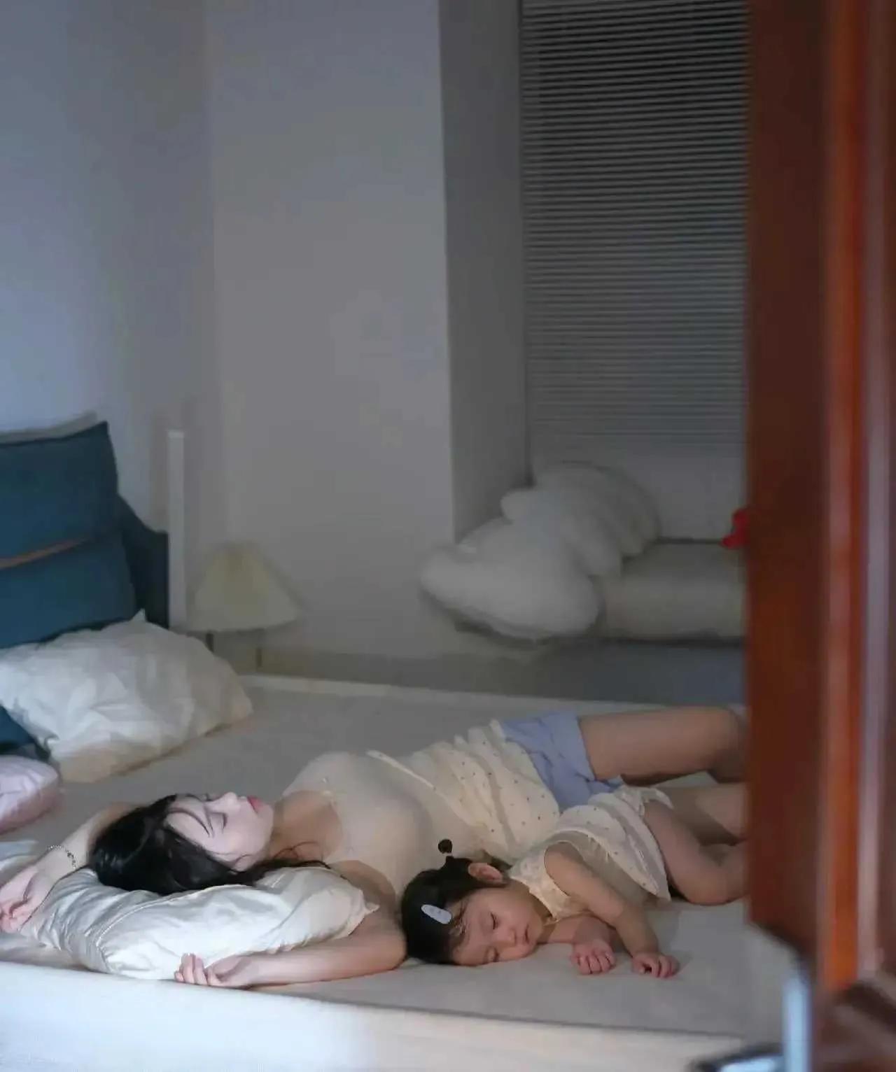 儿时不懂语中意，此时也是意中人#此生尽兴温柔# 。