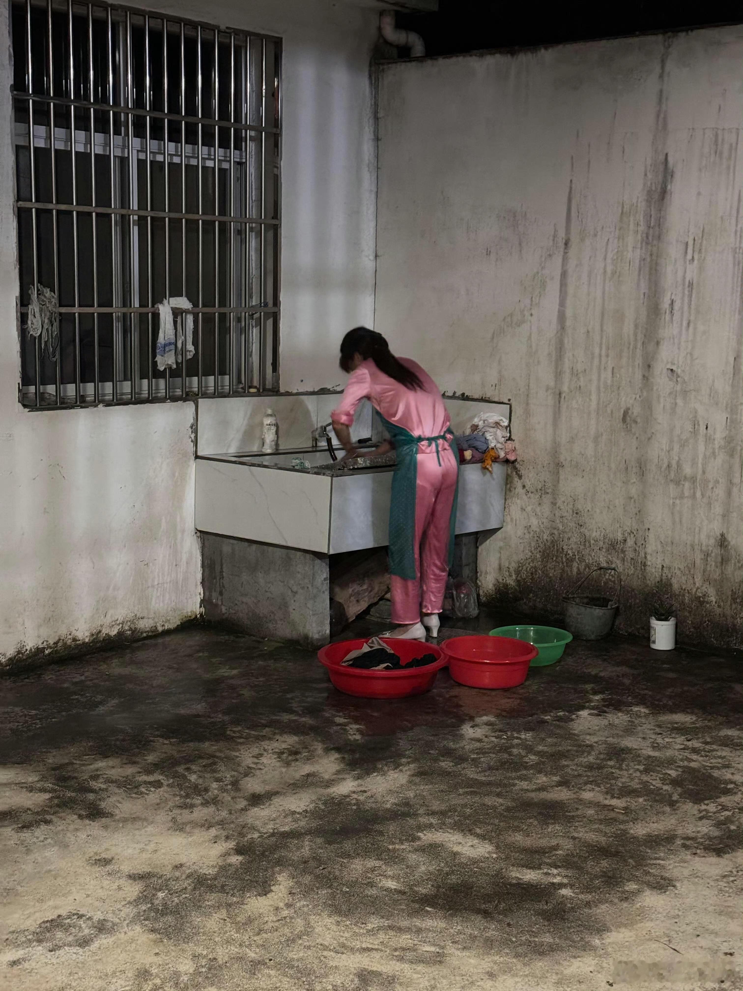 妈妈还是太能吃苦了 原生家庭差的年轻人觉醒的第一步