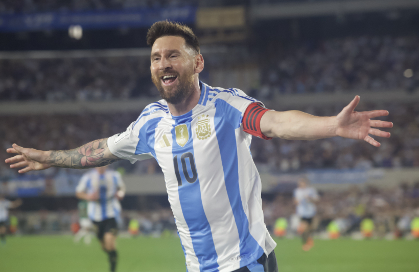 今天早晨，梅西在阿根廷5-0击败赞比亚的友谊赛中破门，个人生涯进球数达到902球