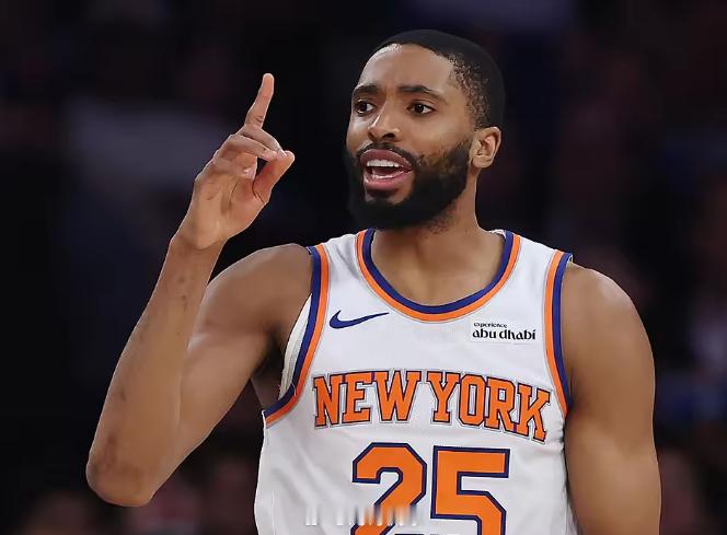 历史唯一铁人！布里奇斯书写NBA传奇纪录随着尼克斯在东决G4客场大胜骑士，以干净