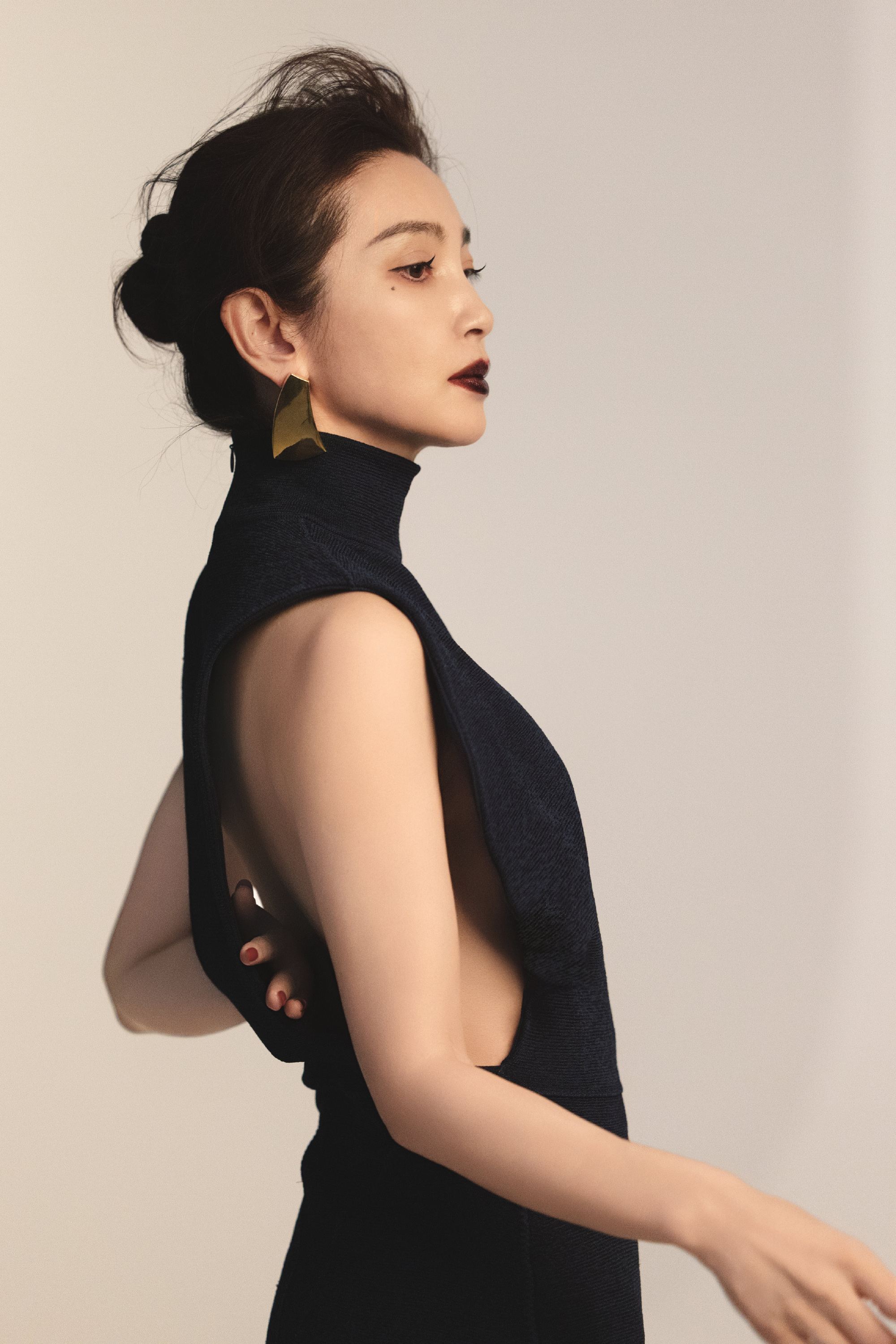 李冰冰时装封面花絮 