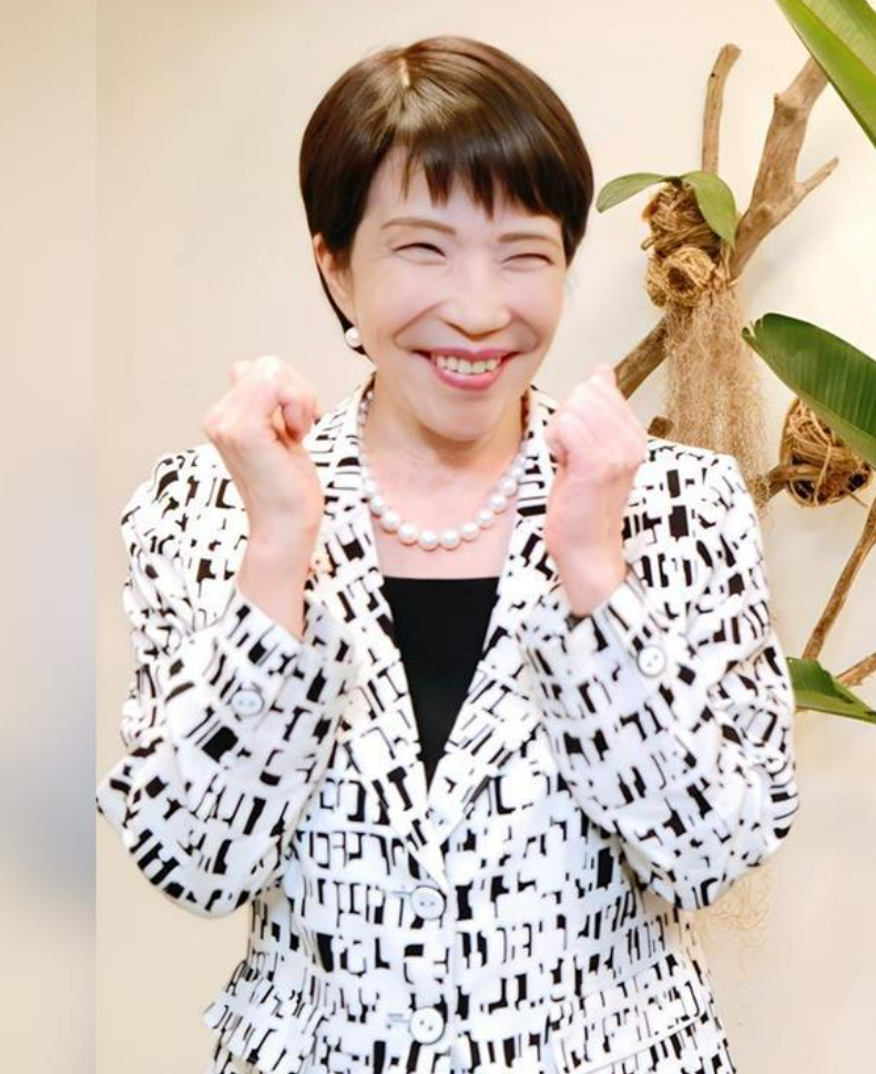 高市早苗强烈抗议普京登岛 所以对着它踩脸就行。它会抗议。谁往死里踩，它就强烈抗议