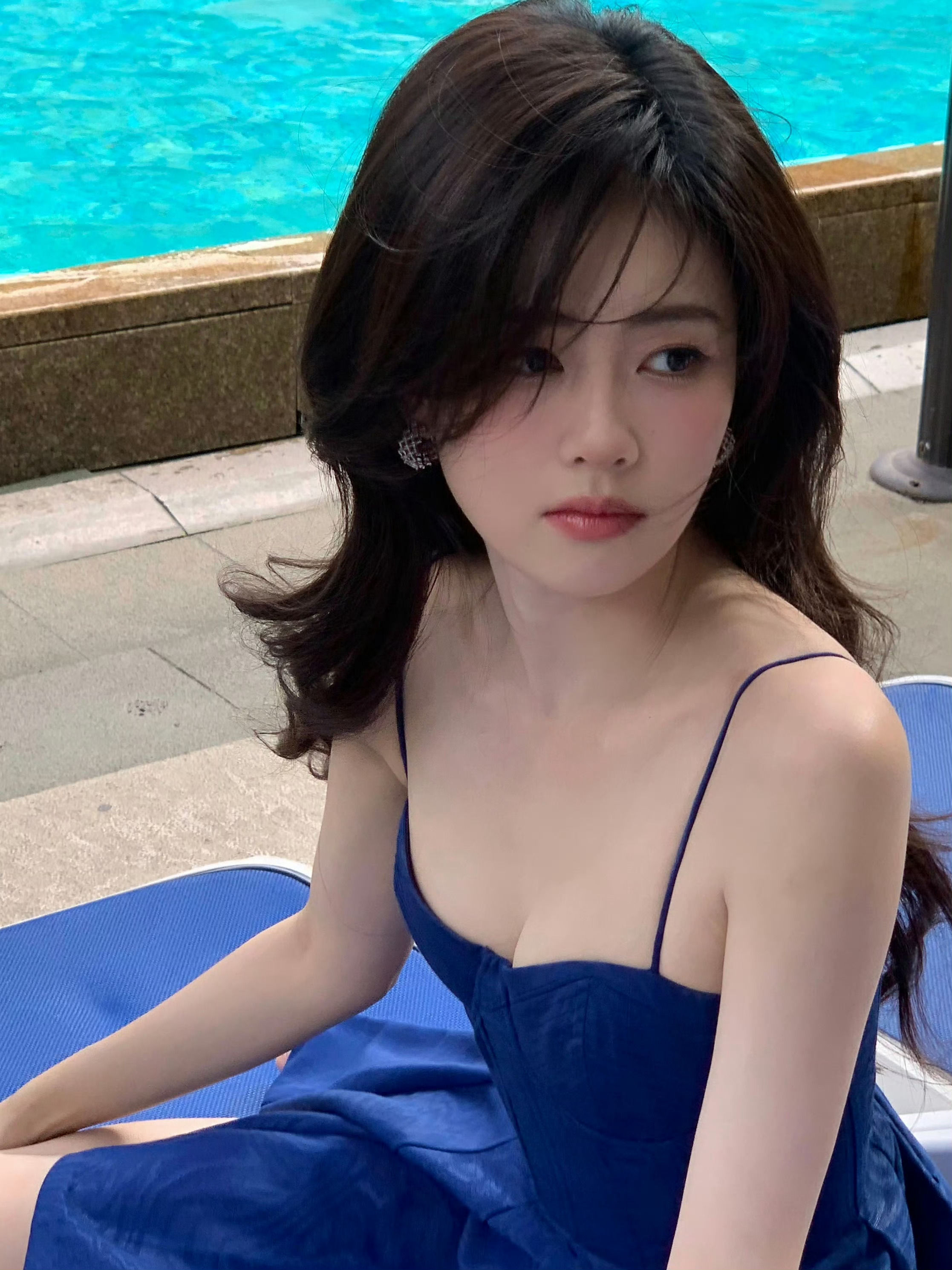 菠萝原图供应站[超话]  夏天到了，独属白鹿的美照又攻击我的小心脏了[比耶] ​
