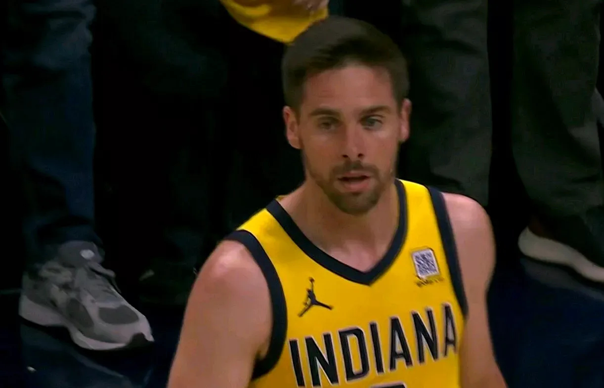NBA总决赛最讽刺的一幕诞生了！小个子麦康奈尔：居然成了雷霆的噩梦？真的是一点办