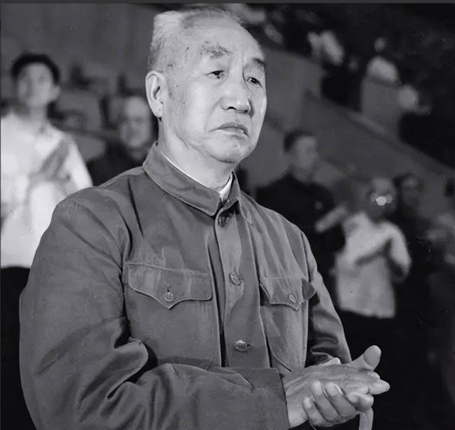 十大元帅中，徐向前徐帅的军事能力是被严重低估的，这与他一向低调有很大关系，实际上