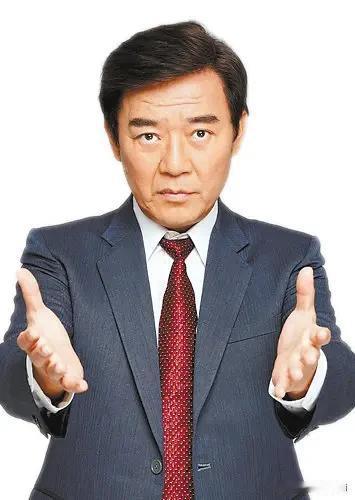 李立群说，二十多年以来，我在大陆的工作生活，亲自见证到祖国的繁荣富强，人民的安居