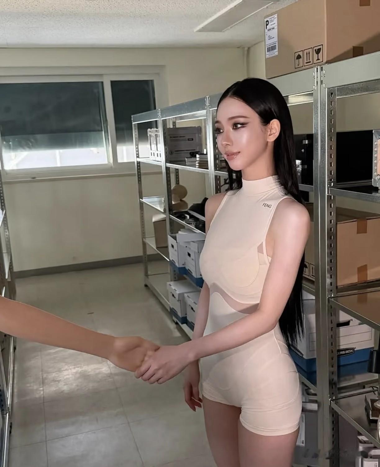 如果AI女性机器人能够满足男性的生理需求，下一个十年会不会出现结婚率断崖式下跌、