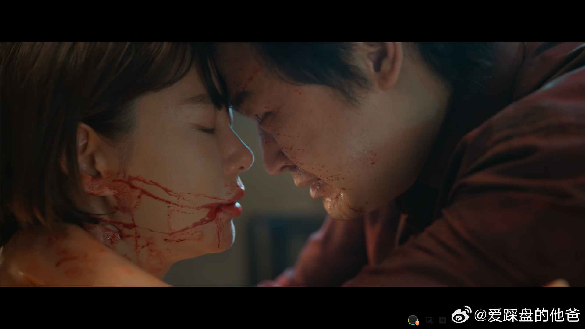 这部电影，包贝尔一边很凶残，一边很恩爱，演技太炸裂了！ 