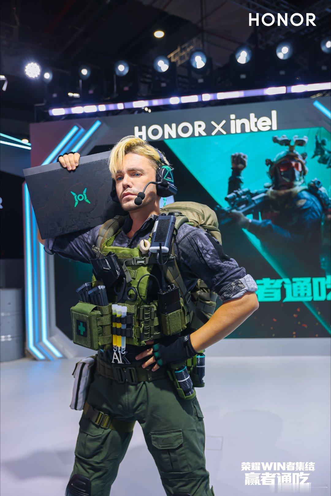 2026 Bilibili World现场重磅惊喜来袭！荣耀WIN游戏本H9三角