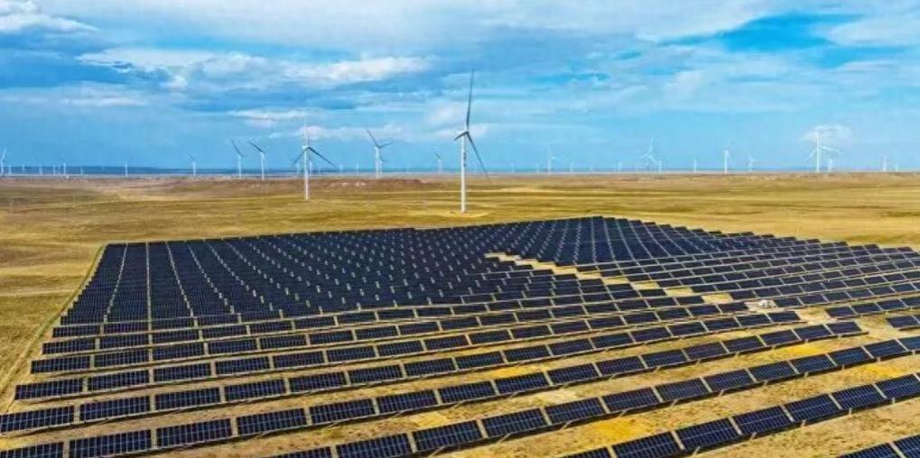 越南工厂连夜搬设备，中国电费吓坏外企，越南核电站建不起来？

近日有消息传出，越