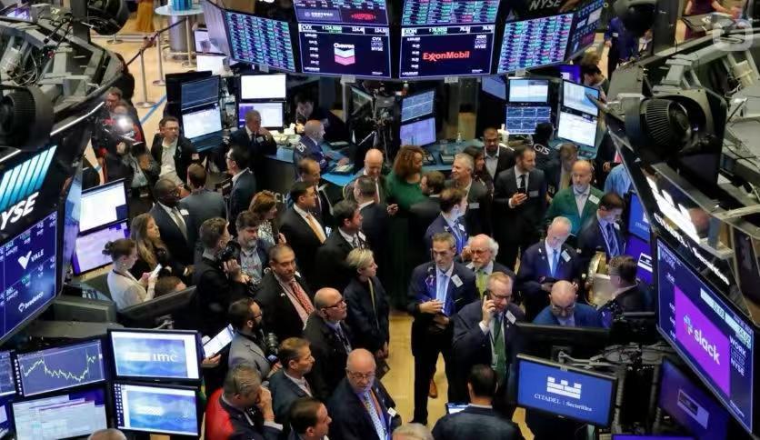 昨晚，和一位投行朋友聊天，他透露了一个消息，中国市场的真相，可能比你想的刺激多了