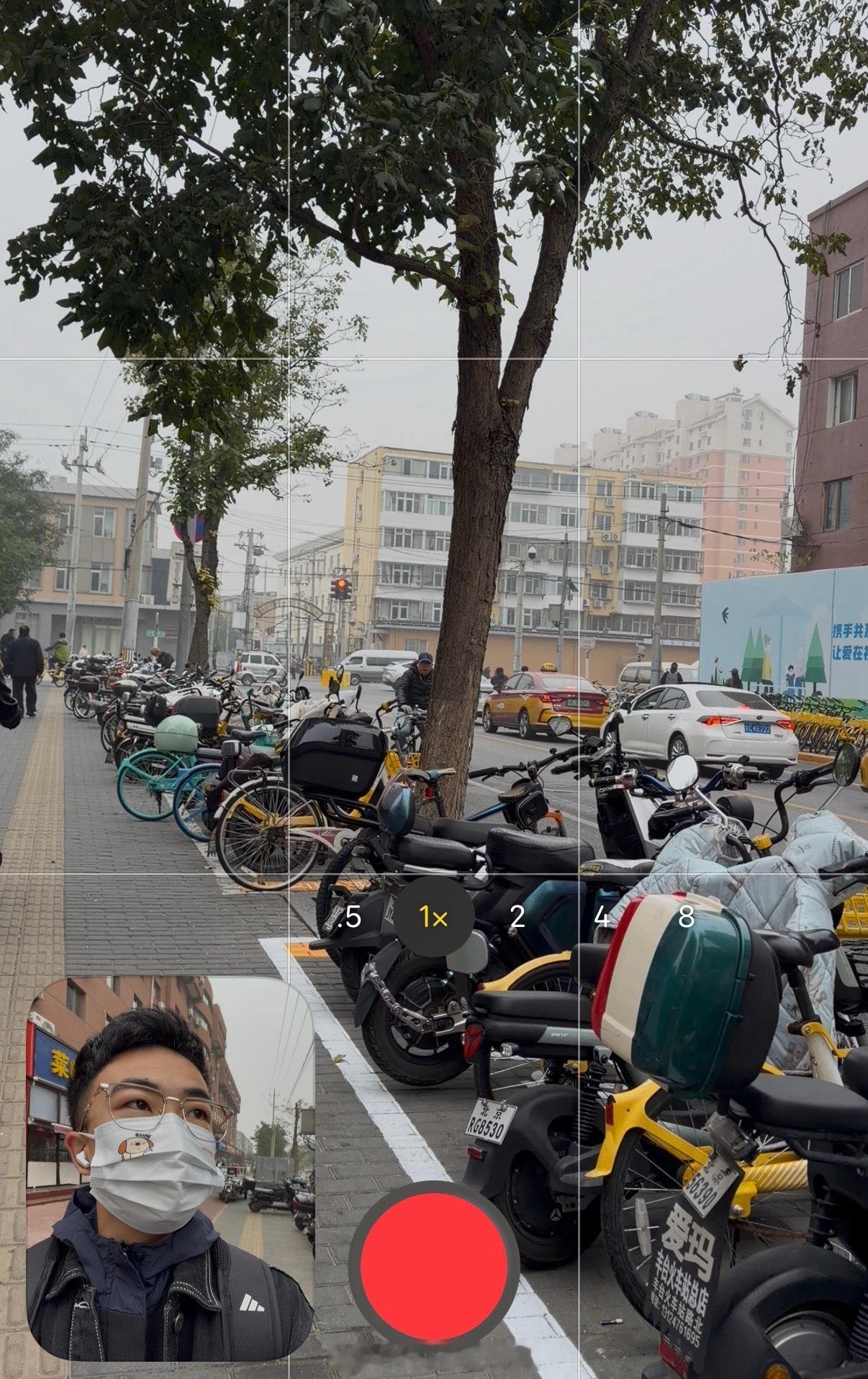 今日重阳，深秋大雾。戴上了3年前的口罩，一下子有点恍惚。大家保暖注意健康，还有全