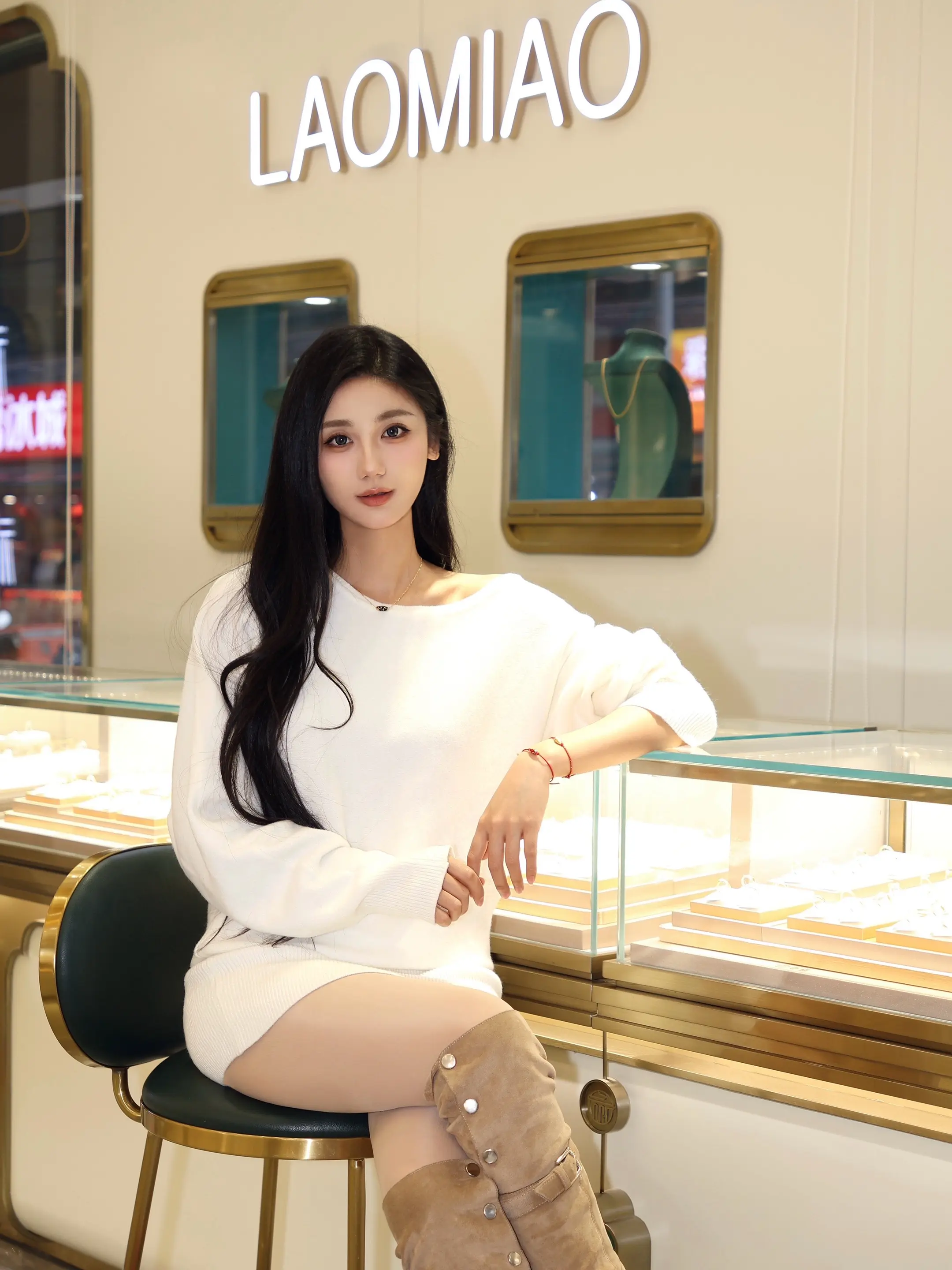 感情有什么好讲的 黄金知道吗 买两斤给我