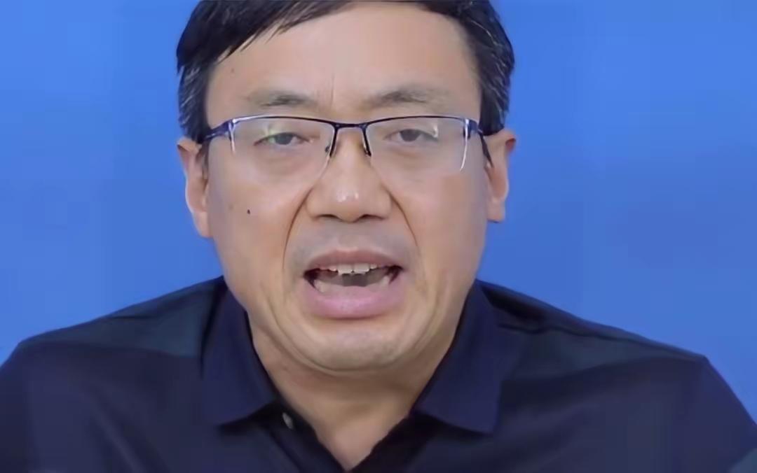 看完汤家凤教授最新的发声，相信不少人和我一样深有感触。面对个别美术从业者创作出消