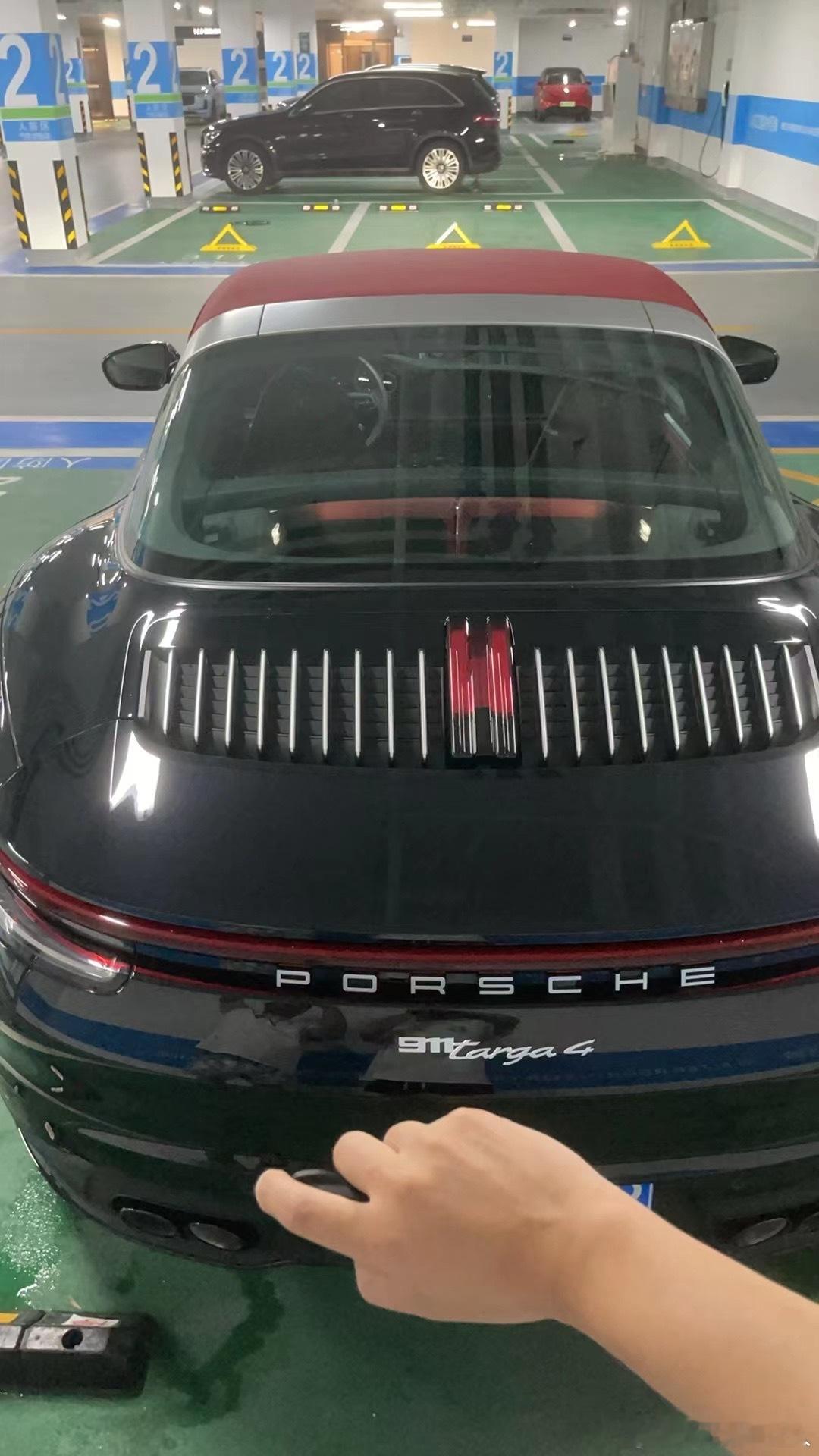 保时捷targa4、透明车衣，绝绝子。 ​​​
