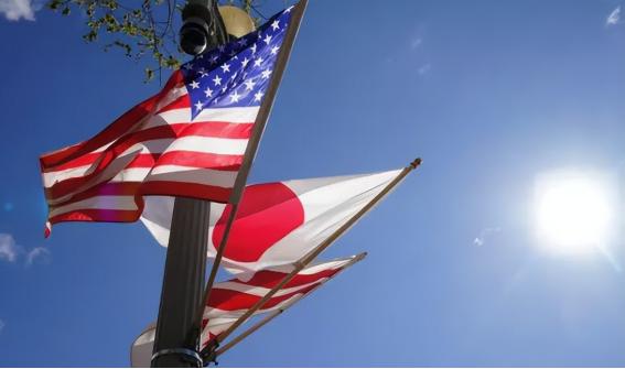 中日闹了那么多天，躲在日本背后的第二条“大鱼”被我们钓了出来！

日本政客到北京