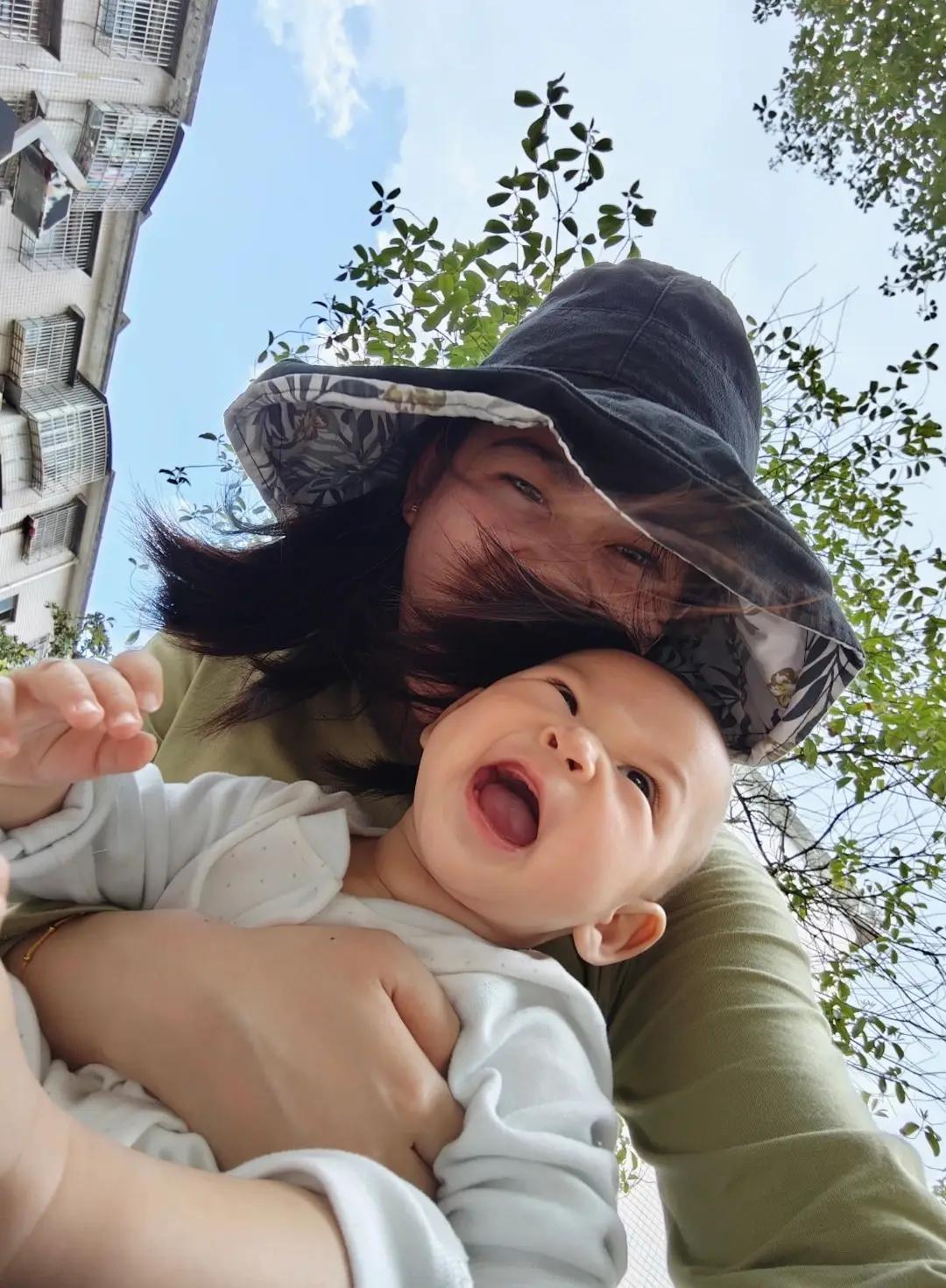 养孩子，
千万不要在吃上面太过节俭。
饱暖思淫欲，
什么都建立在温饱的基础上。