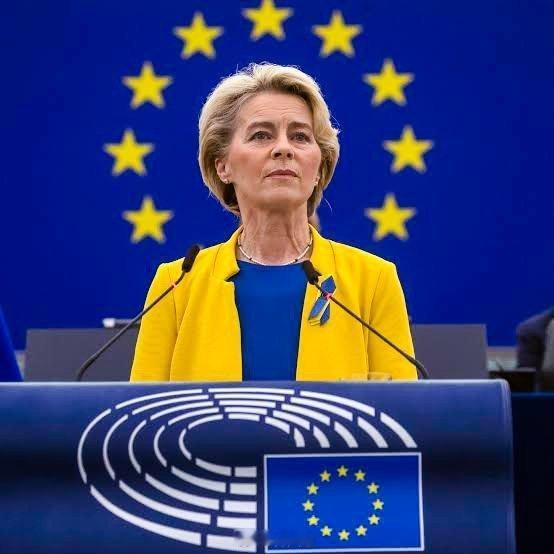 最新消息：据《每日电讯报》报道，欧盟宣布对特朗普提出的 28 点俄乌和平计划作出