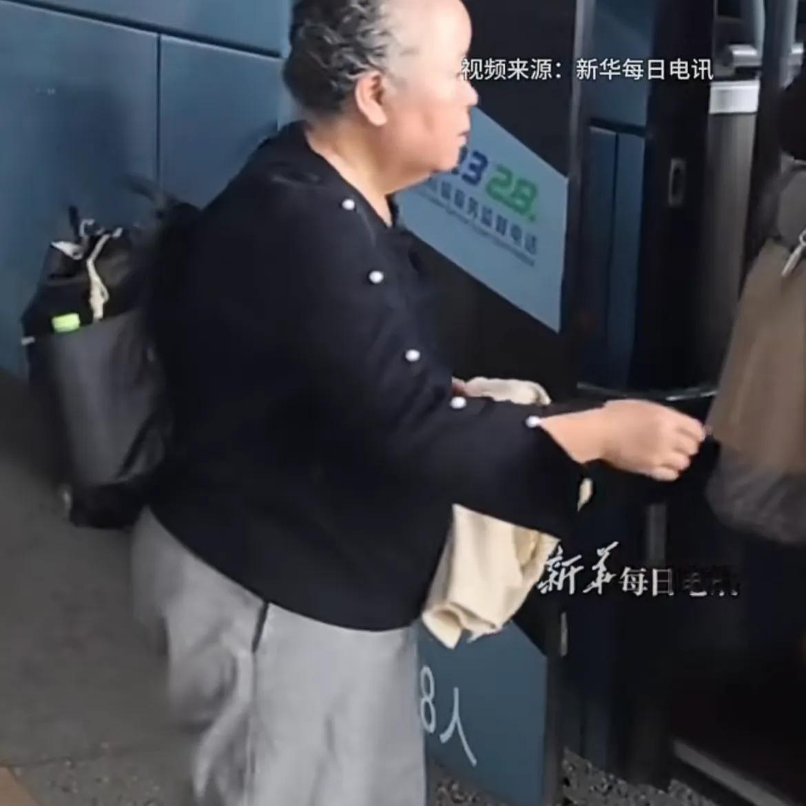 9月12日，吉林长春，多位侵华日军后代集体来华，代替犯下侵略罪行的父辈，向中国人