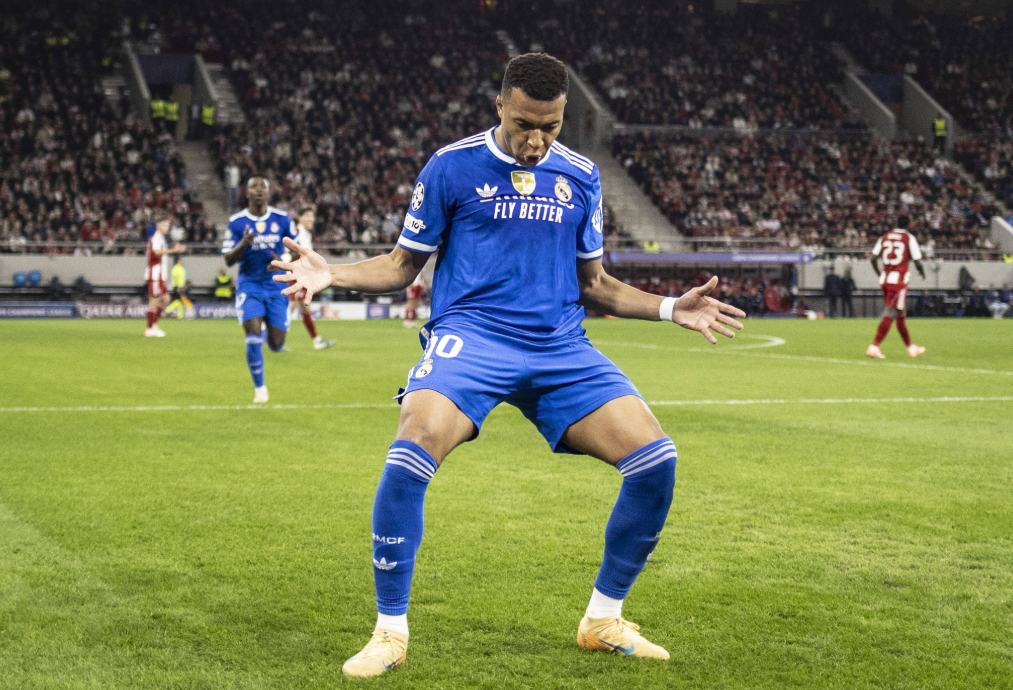 姆巴佩登贝莱亚马尔想签谁？卡卡：姆巴佩，我喜欢他的踢球方式12月17日讯 在国王